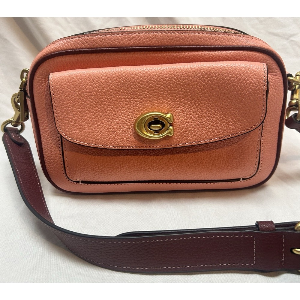 COACH Willow Camera Bag Pebbled Leather Pink Rouge C0695 Classic